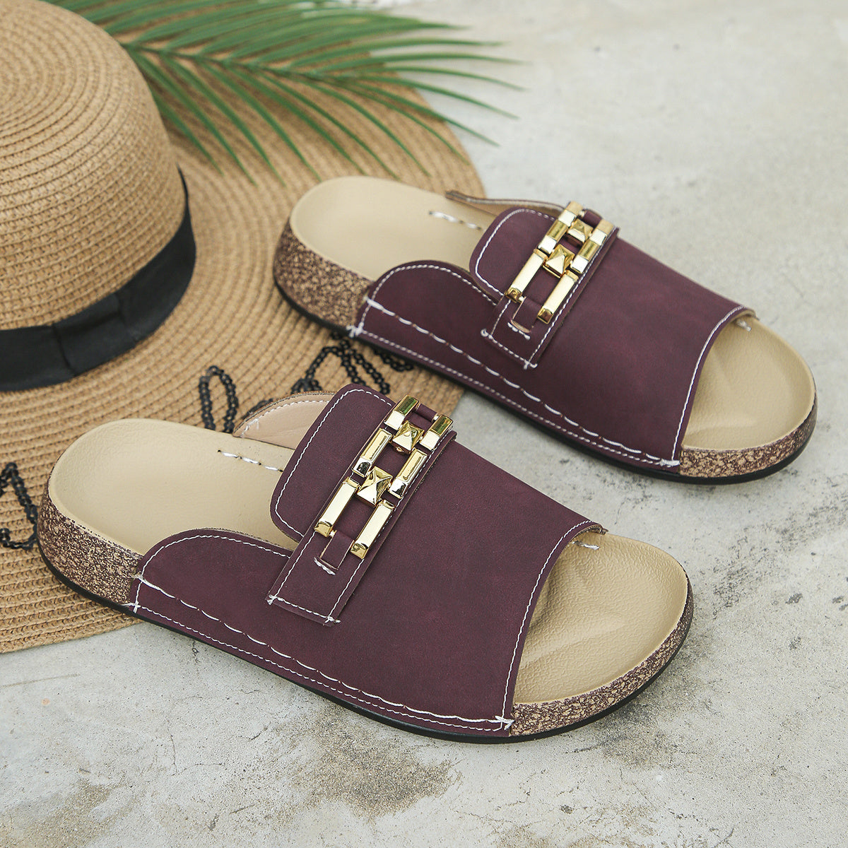Foreign Trade Large Size Women's Soft Sole Slippers New Summer Fashion Casual Wine Red Square Buckle Chain Open Toe Thick Bottom Sandals Daily Outdoor Beach Lightweight Comfortable Slip-on Soft Sole Flip Flops